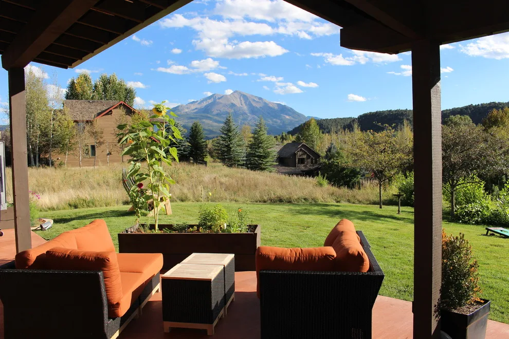 Outdoor Space Renovation by Donna Riley Architect - Photo 2