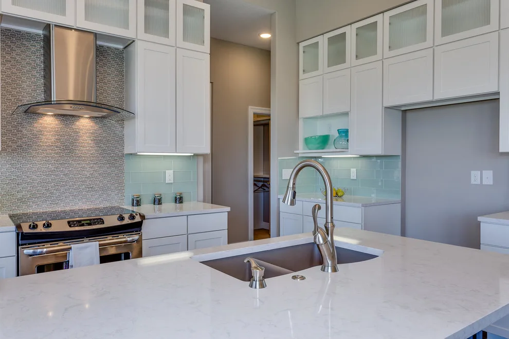 Gray Residences at 716 Candlestar Court by Design Group Architects Ltd. - Photo 6