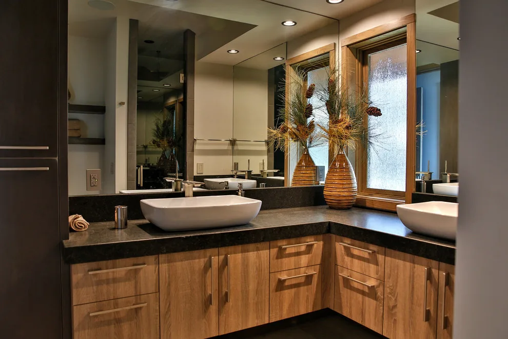 Payette Lake Contemporary Mountain Retreat by J Truex Architecture - Photo 4