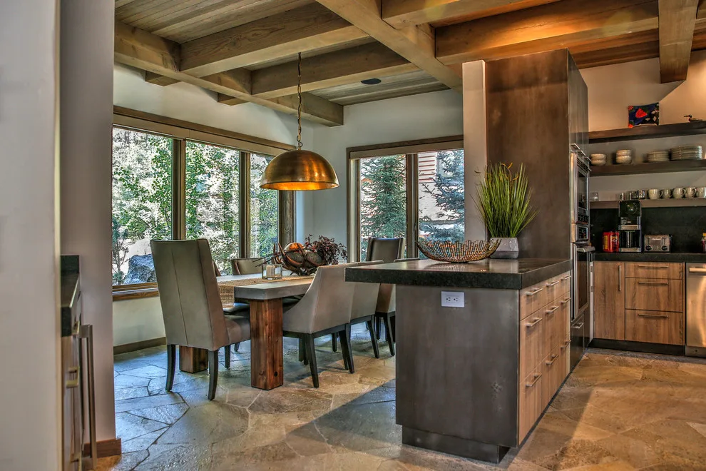 Payette Lake Contemporary Mountain Retreat by J Truex Architecture - Photo 13