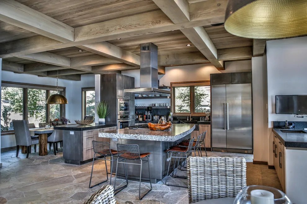 Payette Lake Contemporary Mountain Retreat by J Truex Architecture - Photo 6
