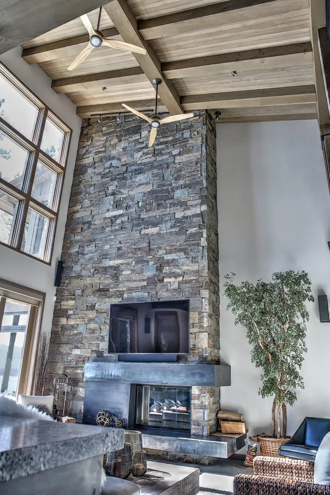 Payette Lake Contemporary Mountain Retreat by J Truex Architecture - Photo 9