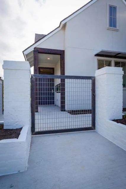 Private Dwellings by The Front Door / Dwayne Carruth - Photo 11