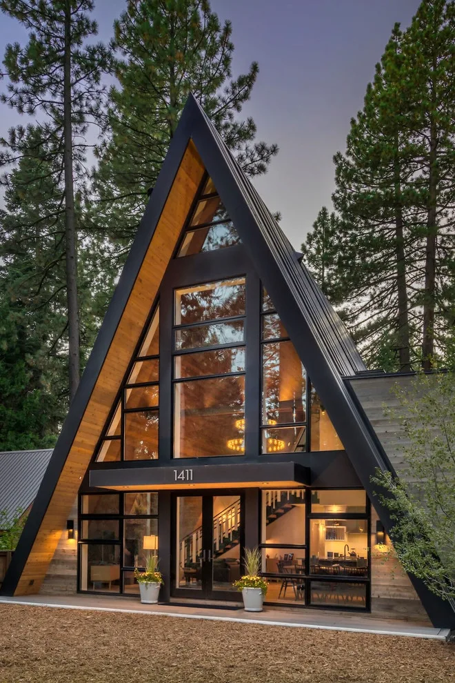 Phoenix Ascending by Todd Gordon Mather Architect - Photo 2