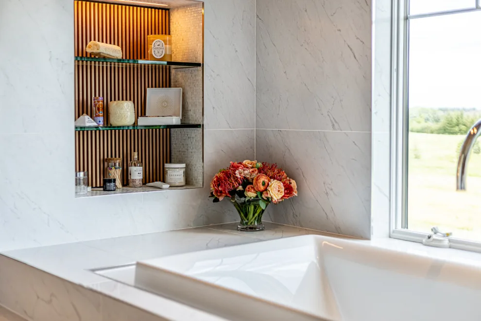 Contemporary Mequon Revamp by Distinctive Design Studio - Photo 11