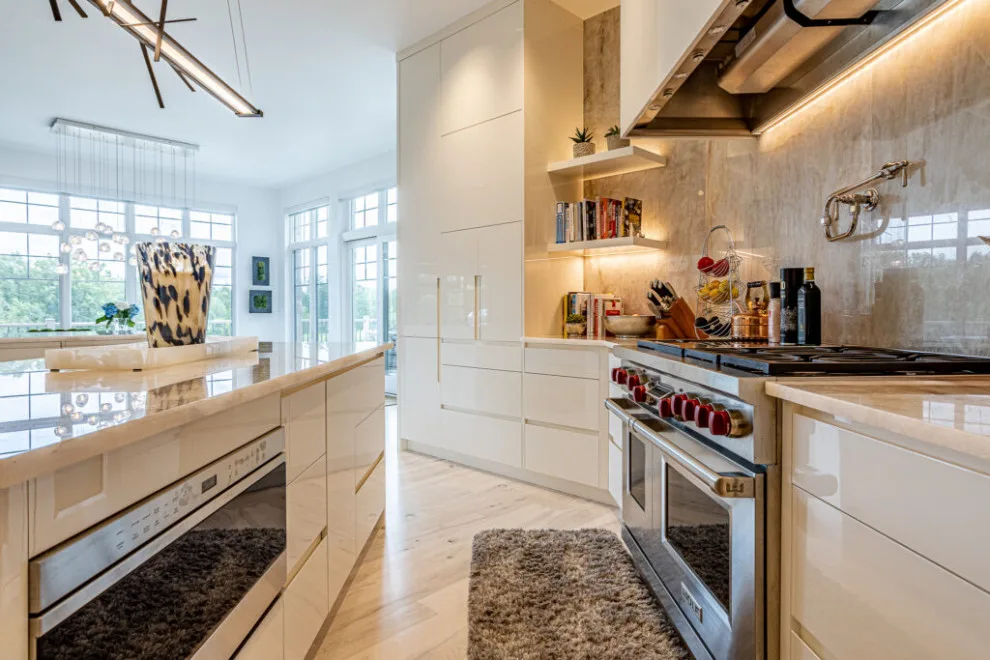 Contemporary Mequon Revamp by Distinctive Design Studio - Photo 29