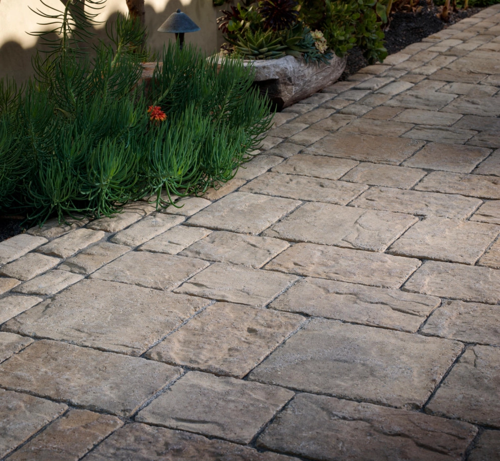 Belgard Pavers & Hardscapes by Trevor's Landscaping - Photo 8