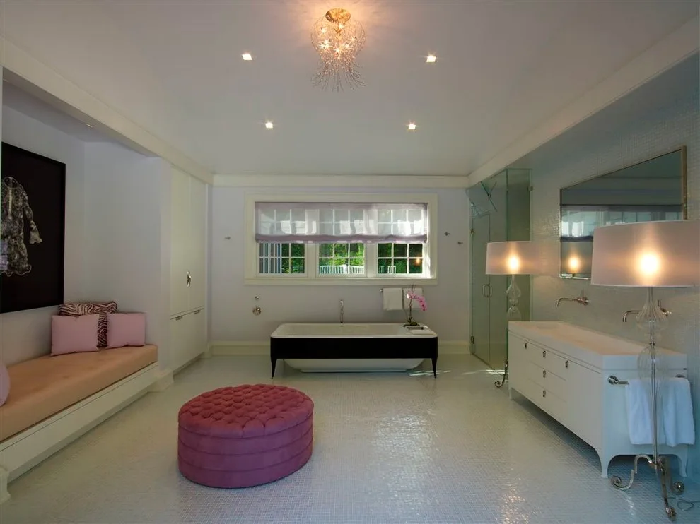 Modernized Colonial Farmhouse Renovation by Alisberg Parker - Photo 4