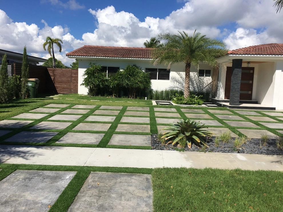 Keystone point driveway by Tropical Turf - Photo 2