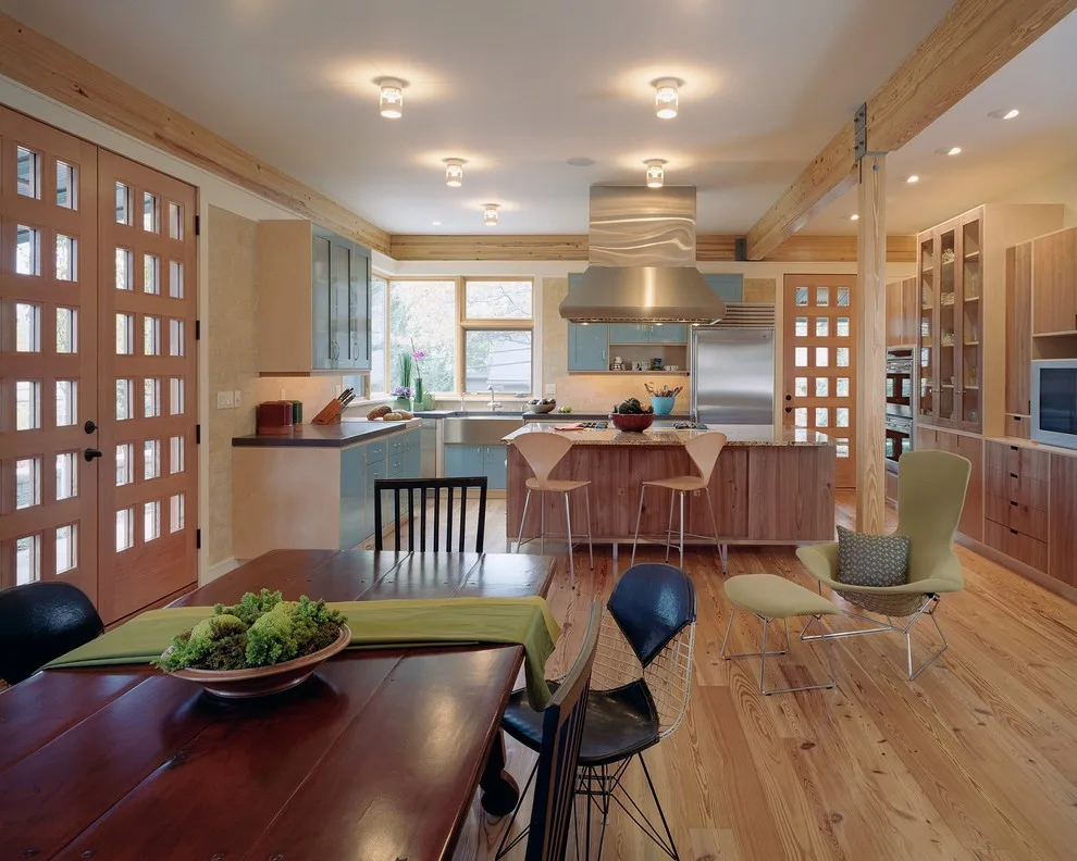 Beam and Post Residence by Lisa Schmitz Interior Design - Photo 7