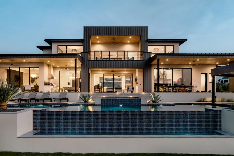 Primo Fiore Contemporary by Vanguard Studio Inc. - Photo 21
