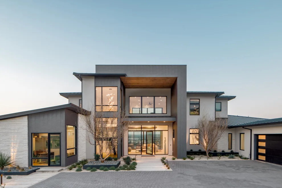 Primo Fiore Contemporary by Vanguard Studio Inc. - Photo 18