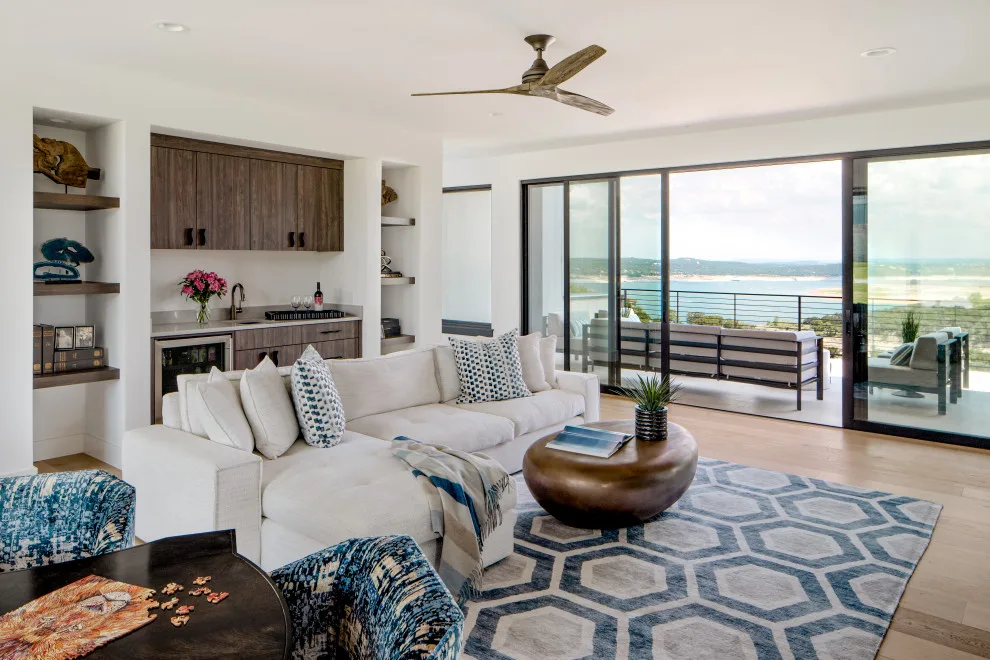 Primo Fiore Contemporary by Vanguard Studio Inc. - Photo 14