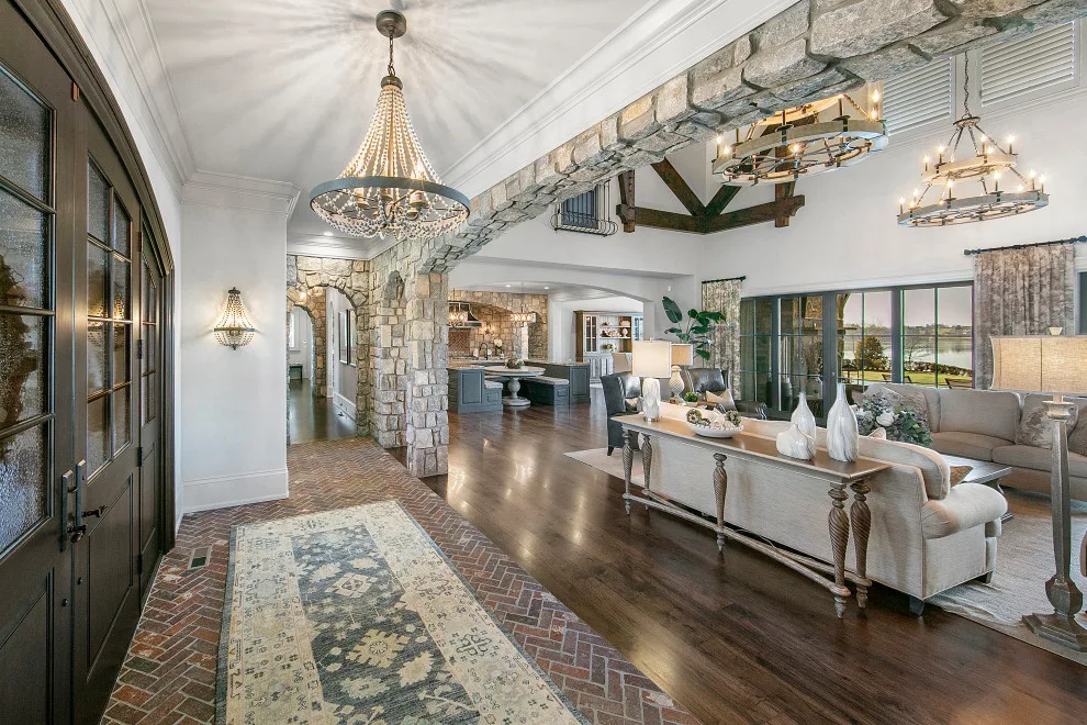 Arcadia Peninsula Private Home, Knoxville, TN by Shawn Fisher Design - Photo 6