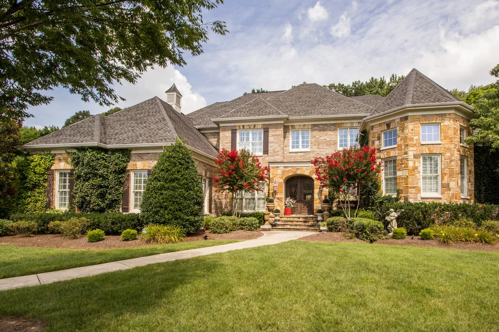Exclusive Dwellings by Greenfield Design - Photo 10
