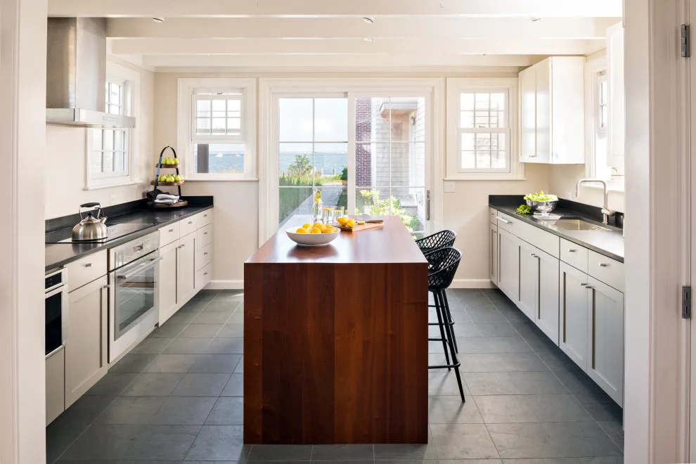 Provincetown Revamp and New Guest Accommodation by Hammer Architects - Photo 5
