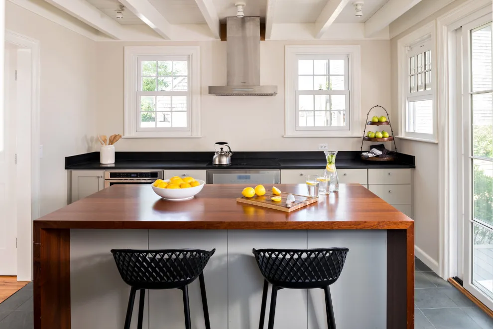 Provincetown Revamp and New Guest Accommodation by Hammer Architects - Photo 10