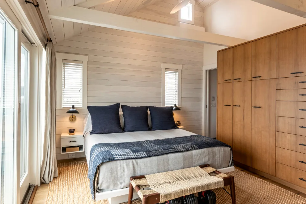 Condominium at Provincetown Waterfront by Hammer Architects - Photo 6