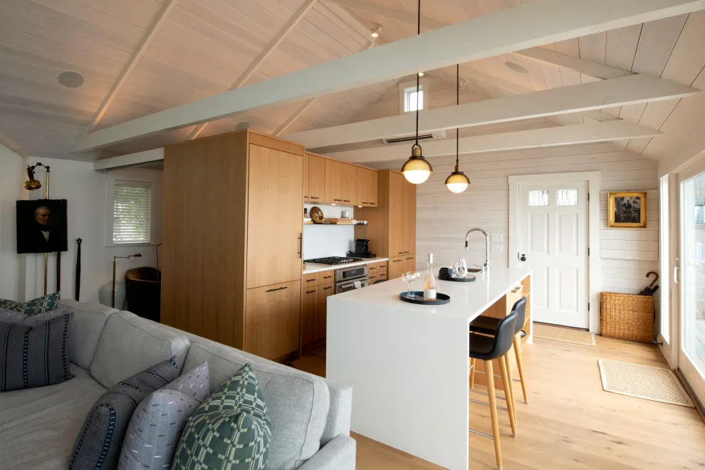 Condominium at Provincetown Waterfront by Hammer Architects - Photo 7