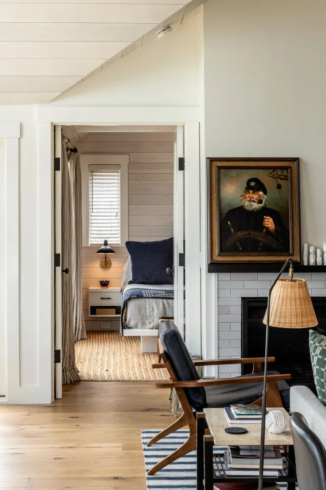 Condominium at Provincetown Waterfront by Hammer Architects - Photo 2
