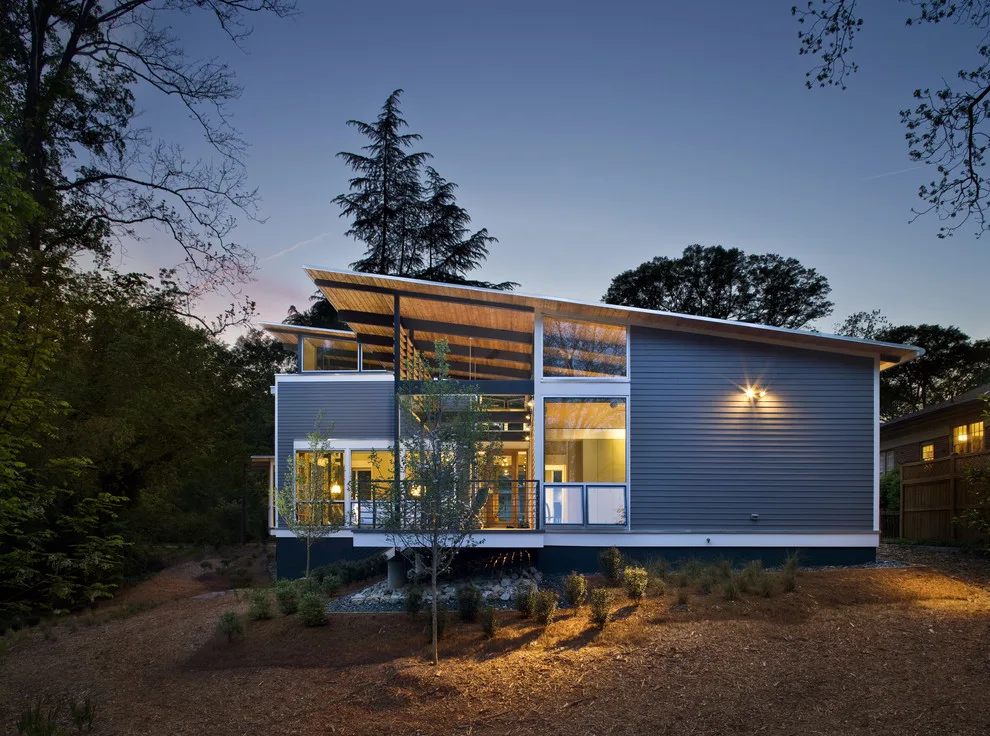 Sunshine Rain Cottage by Robert M. Cain, Architect - Photo 8