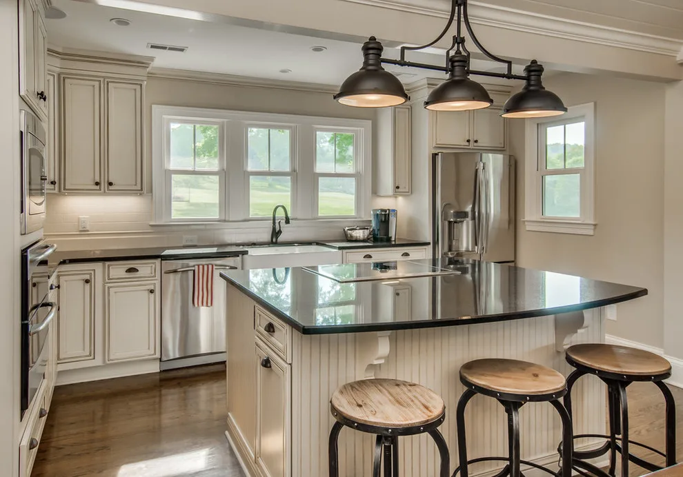 Leiper's Fork Ranch evolves into a farmhouse by Noble Architects, LLC - Photo 9