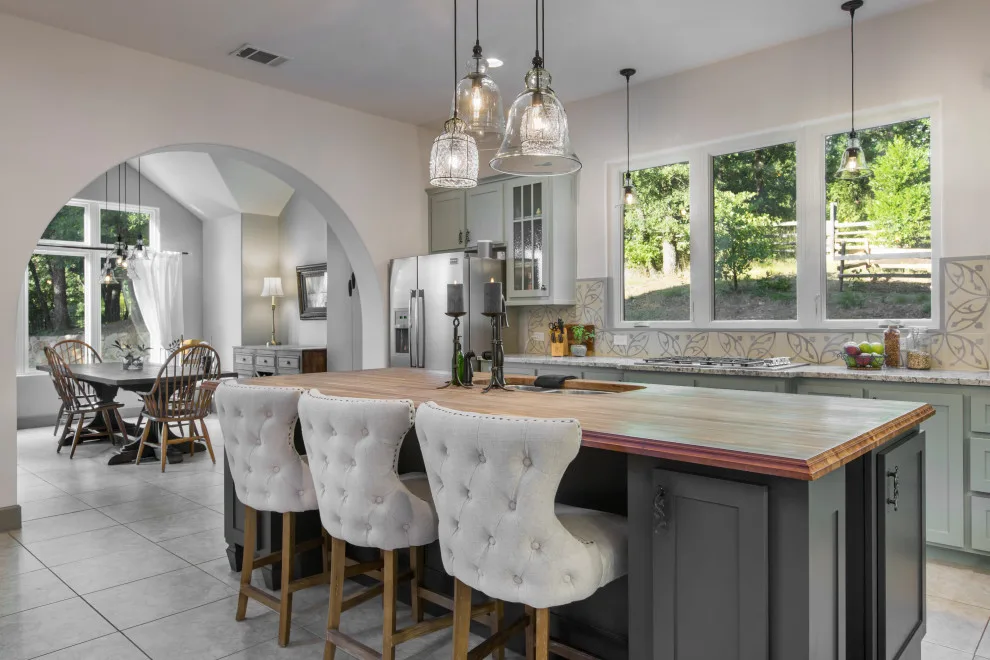 Creative English Arts and Crafts by Heritage Design Studio - Photo 5