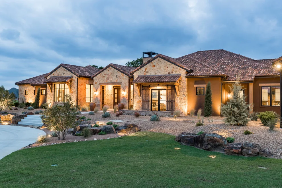 Tuscany Farmhouse by Heritage Design Studio - Photo 5