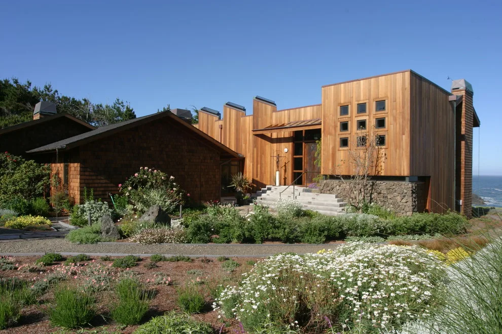 Seaside Modern Redwood by Ross Design Inc. - Photo 4