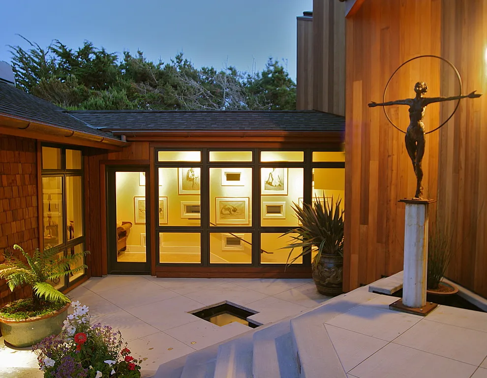 Seaside Modern Redwood by Ross Design Inc. - Photo 6