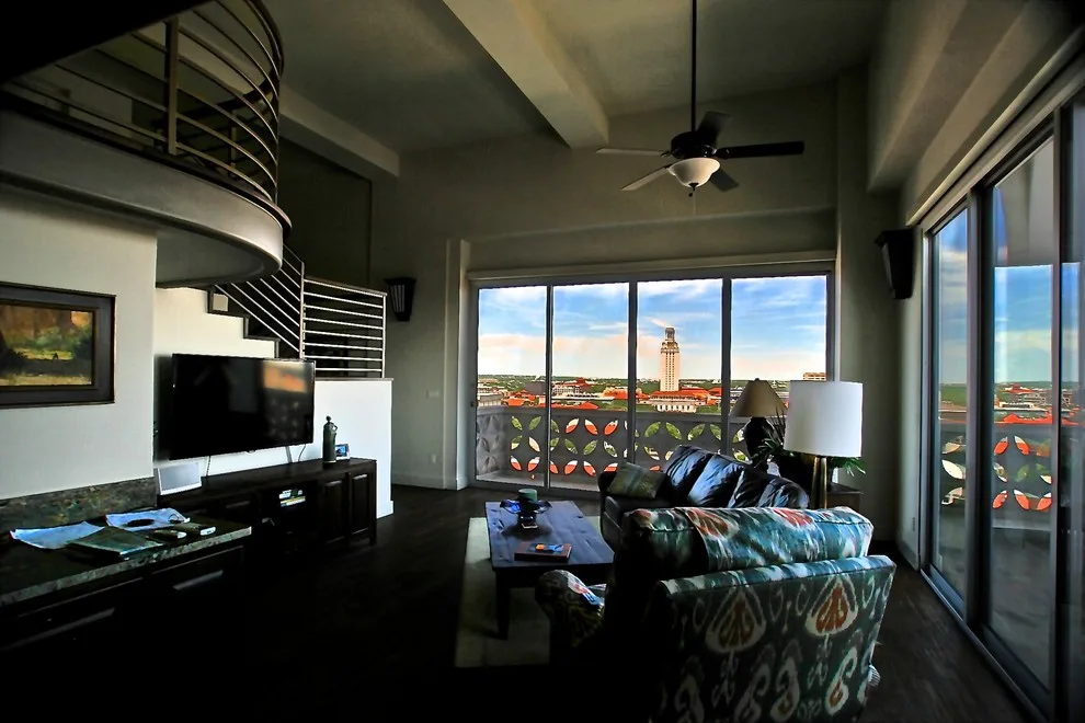 Revamp With A Perspective by Barley|Pfeiffer Architecture - Photo 6