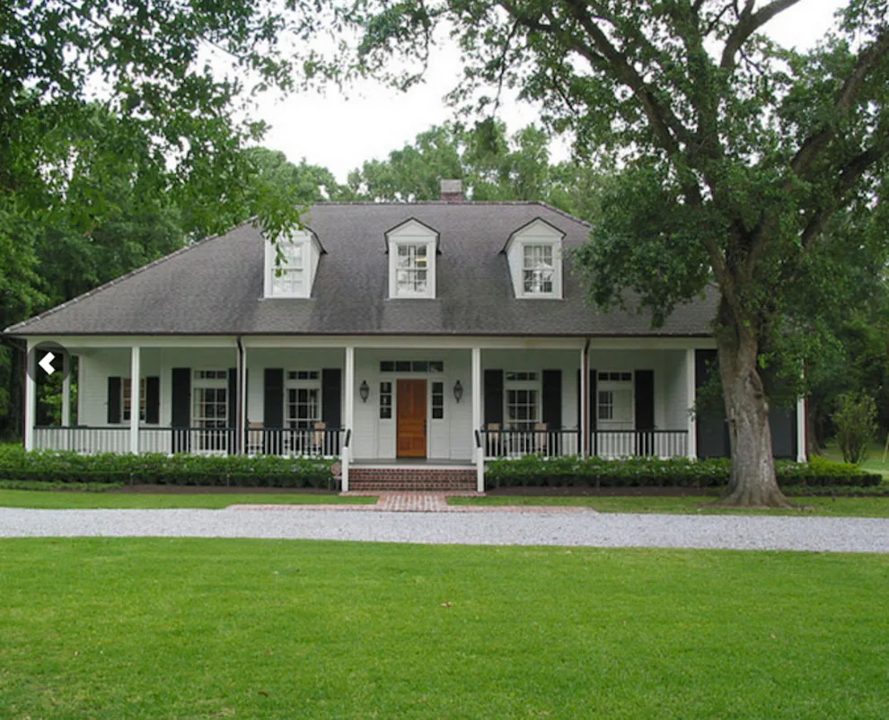 Prairieville, LA Private Residence by William R. Powell, A.I.A. Architect, LLC - Photo 2