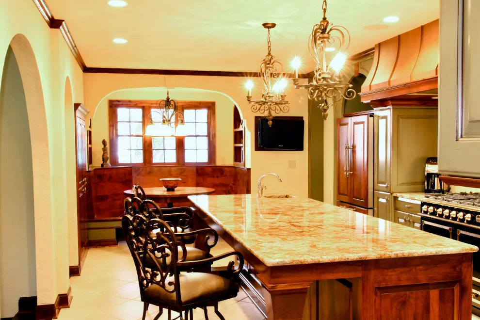 Updated Mediterranean by James McNeal Architecture And Design - Photo 8