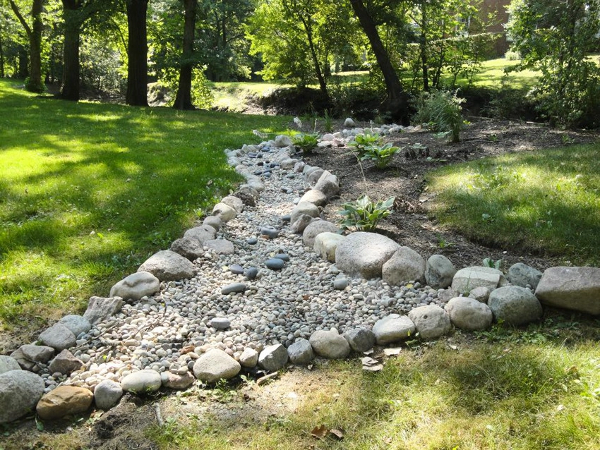 Utermark & Sons Quality Lawn Care - Photo 4