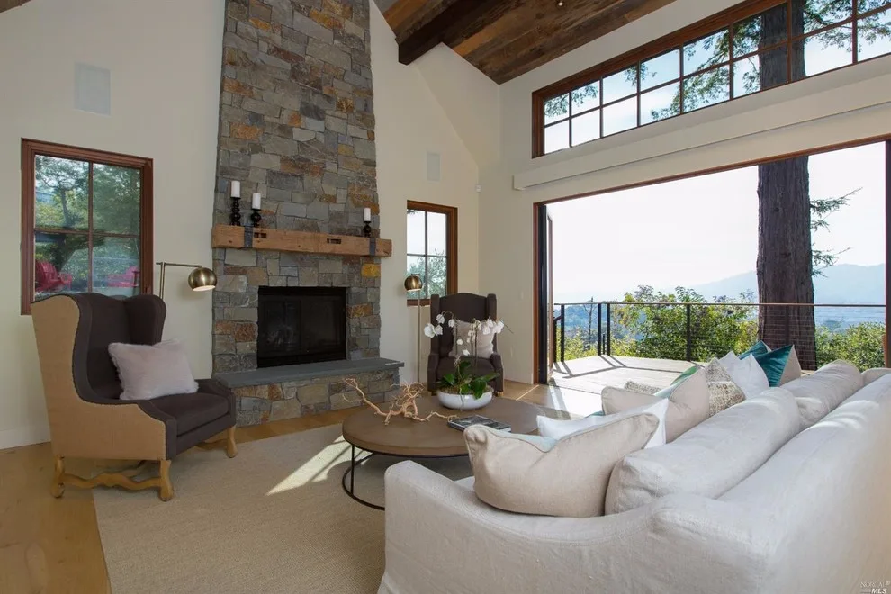 San Rafael Home by Joseph Farrell Architecture - Photo 2