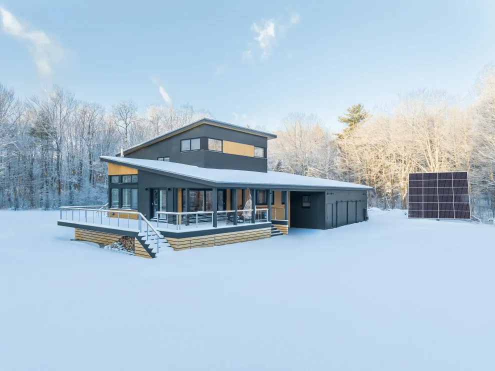 Bend River Home by BRIBURN - Architecture For Life - Photo 14