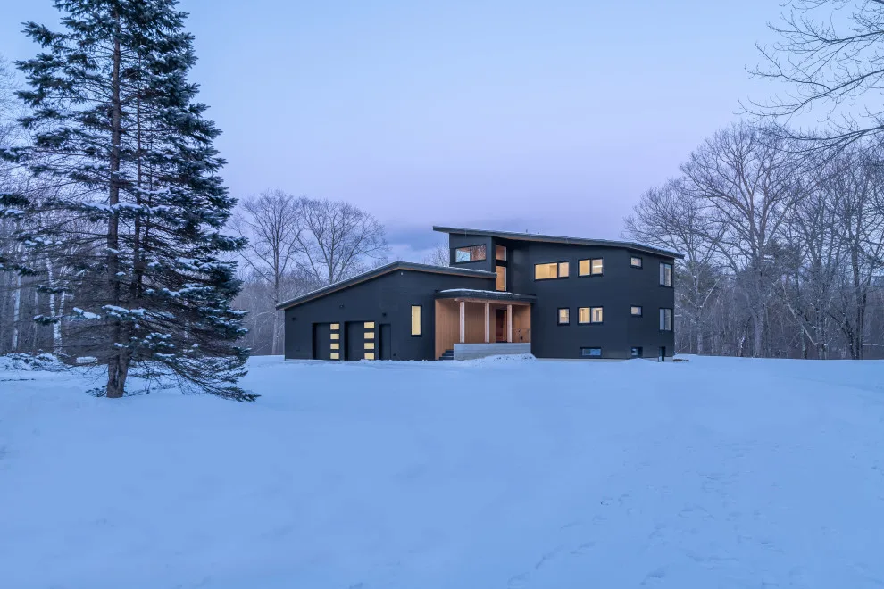 Bend River Home by BRIBURN - Architecture For Life - Photo 29