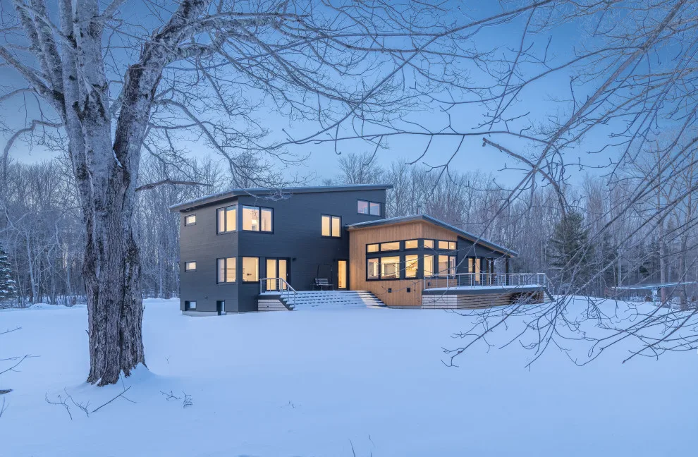 Bend River Home by BRIBURN - Architecture For Life - Photo 21