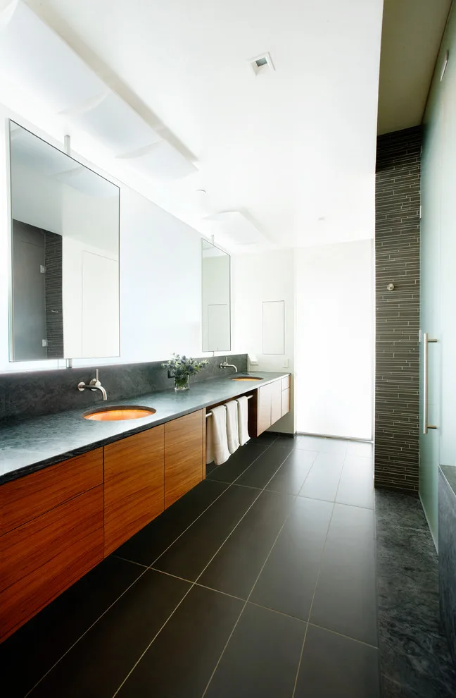 Waterfront Views by Jodi Gillespie Interior Design - Photo 3