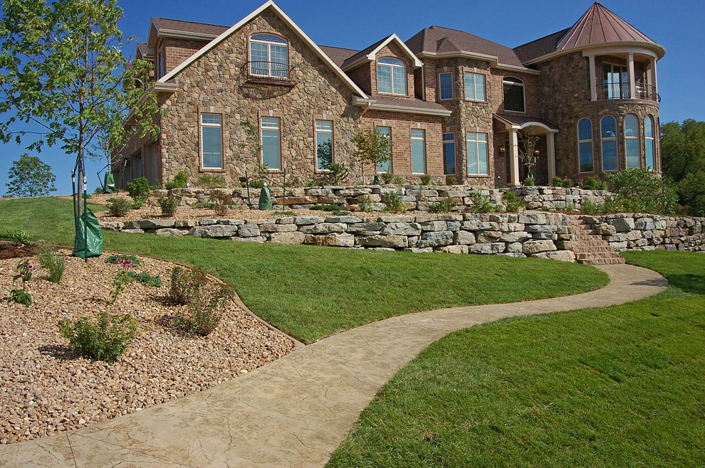 Front Exterior Landscape by Vande Hey Company, Inc - Photo 4