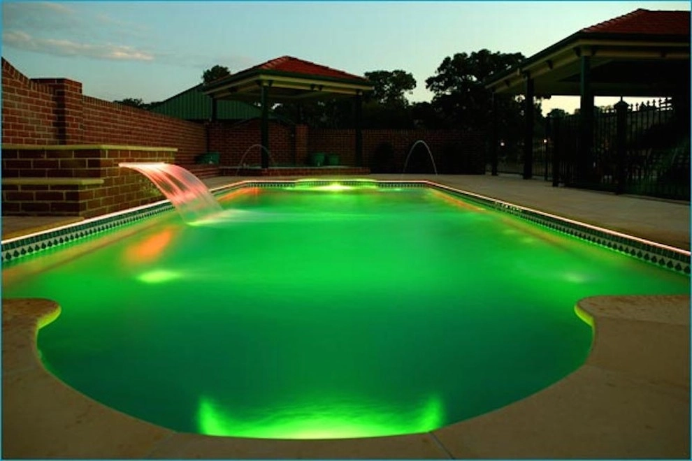 Residential Pools by Vande Hey Company, Inc - Photo 13