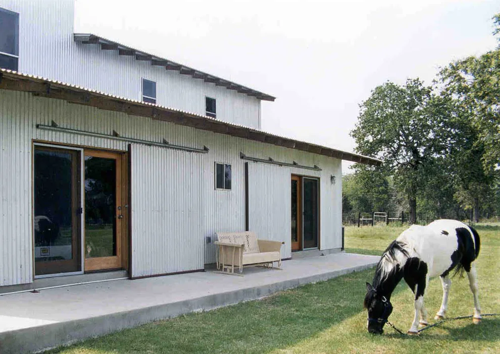 Ranch House at Rocking P by Ignacio Salas-Humara Architect LLC - Photo 2
