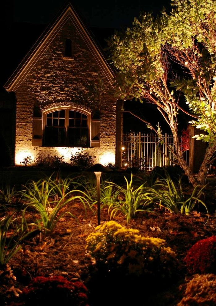 Outdoor Residential Lighting by Vande Hey Company, Inc - Photo 11