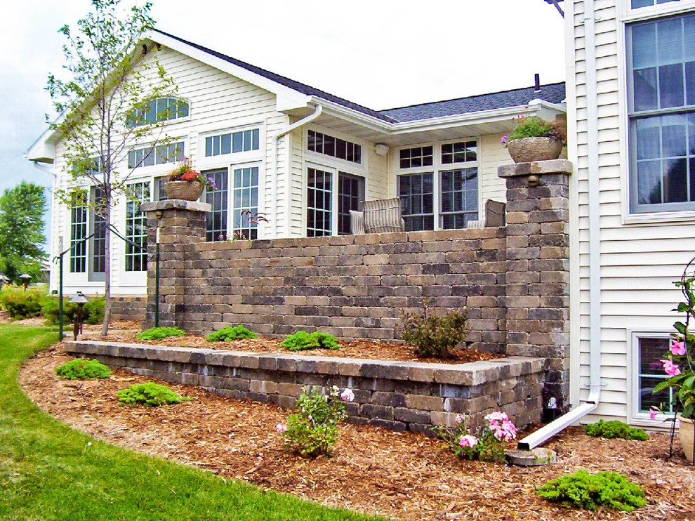 Front Exterior Landscape by Vande Hey Company, Inc - Photo 5