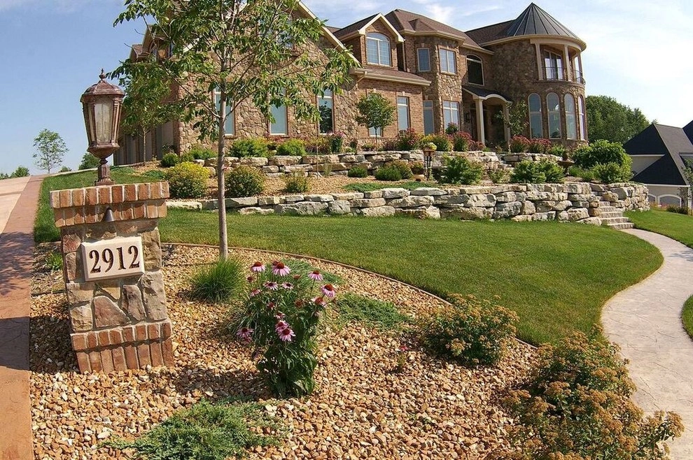 Front Exterior Landscape by Vande Hey Company, Inc - Photo 10
