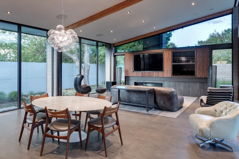 Noble Emblem by Domiteaux Garza Architecture - Photo 7
