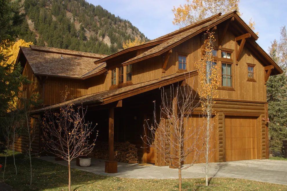 Custom Rustic Residence by David Hertel, AIA, LLC - Photo 3
