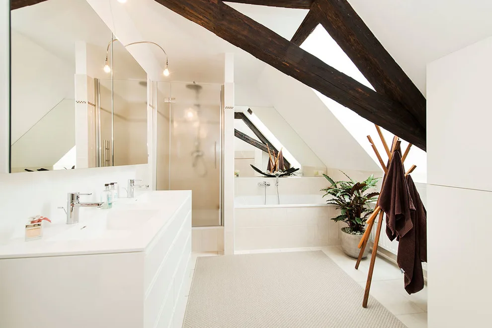 Condo Renovation S21 by Wolfgang Pichler Design Inc. - Photo 16