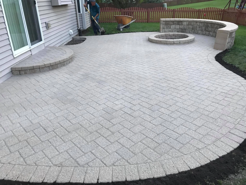 Outdoor Fireplaces + Patio by Vidal Landscaping & Snow Plowing - Photo 2