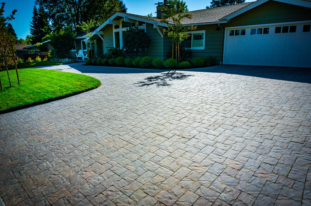 Paved Driveways by Viking Pavers, Inc - Photo 6